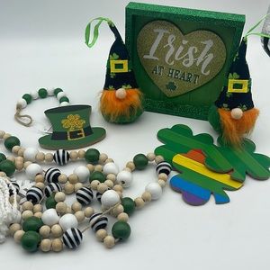 Tiered Tray Decor St Patrick’s Day Leprechaun Gnome Decorative Trays Crafts NEW
